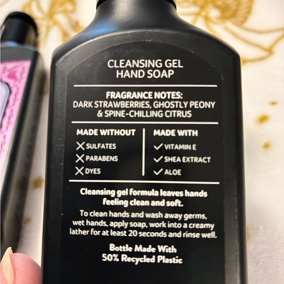 NWT Bath & Body Works Ghoul Friend Cleansing Gel Hand Soap - Black and Pink (4) - Picture 2 of 4